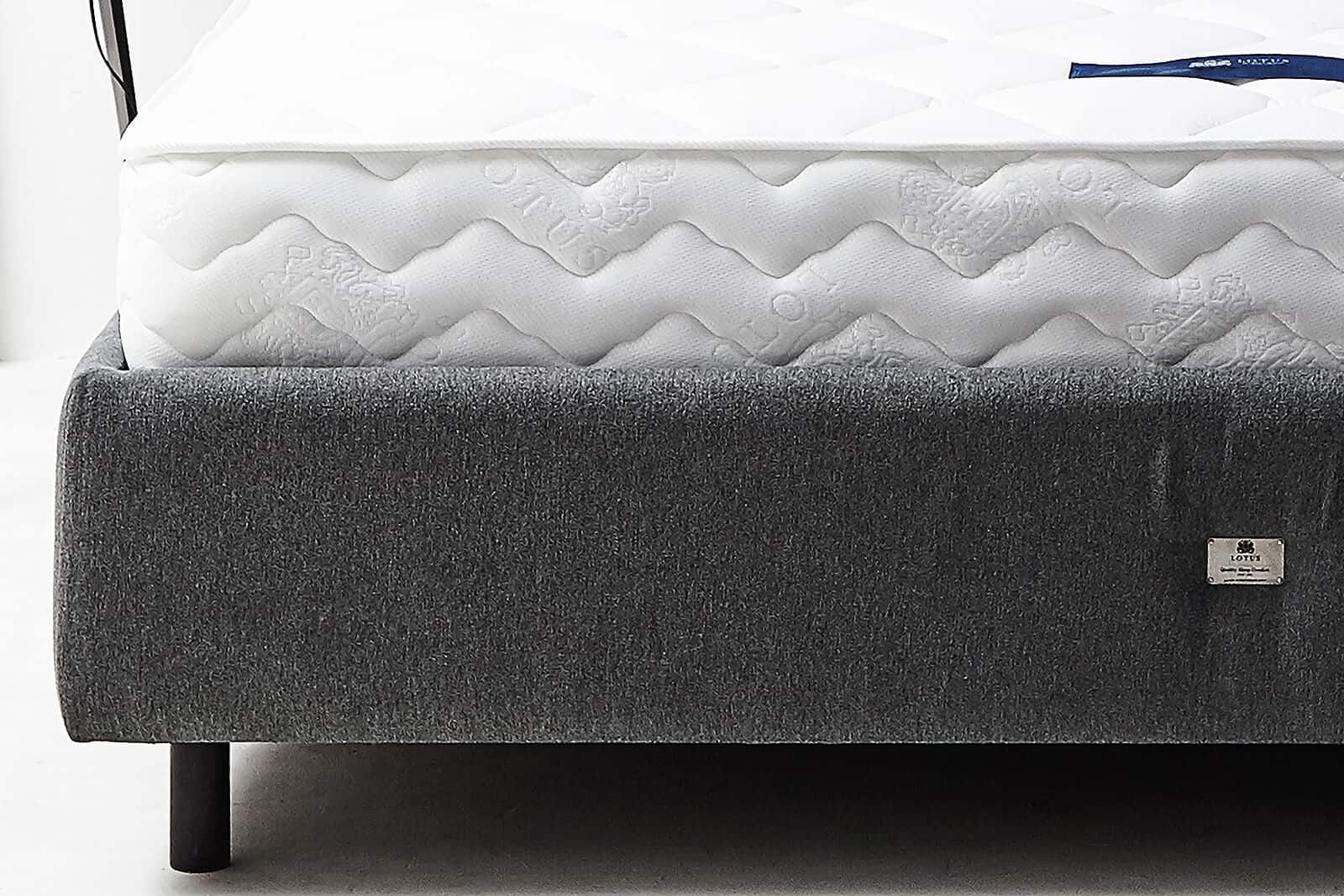 Mattress(King) Brand:Lotus